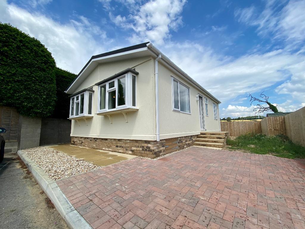 2 Bed New Park Home Property for Sale in Yeovil, BA22 7QA by Right Choice Park Homes