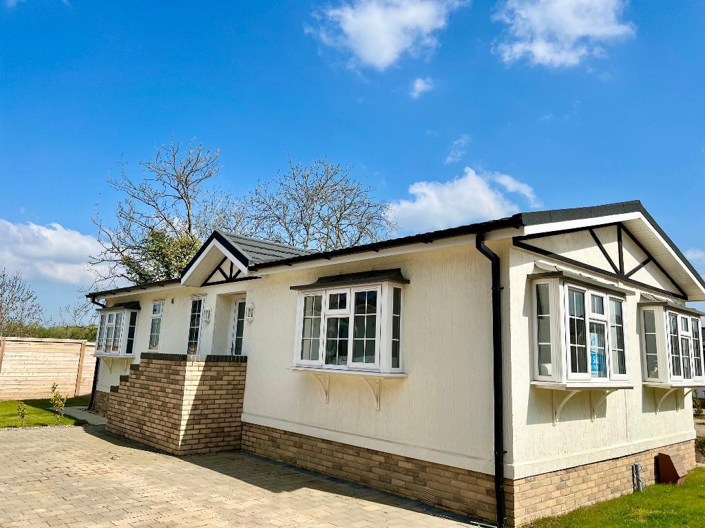2 Bed New Park Home Property for Sale in Wimborne, BH21 3EF by Right Choice Park Homes